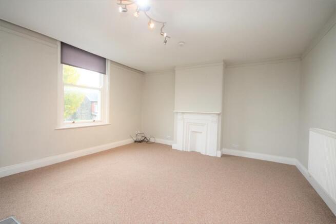 Hookstone Road, Harrogate, HG2 8BT photo 4