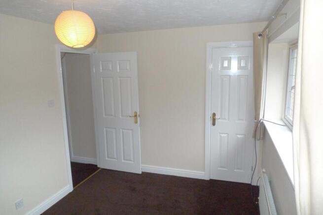 2 bed House to rent Image 6