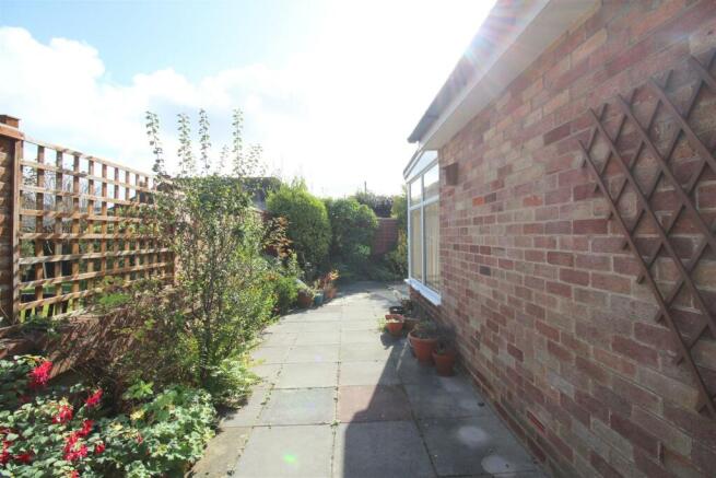 Ashley Road, 52 - Rear garden 4.JPG