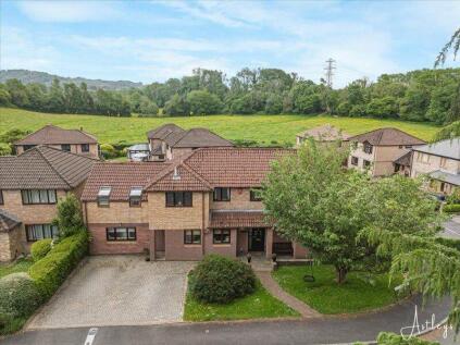 Glan Creigiau, Groesfaen, Pontyclun, CF72 8RU