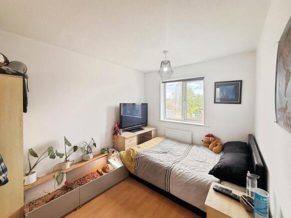 3 bed Detached for sale Image 11