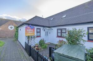 3, Canon Green, School Lane, Canterbury CT3 1DQ