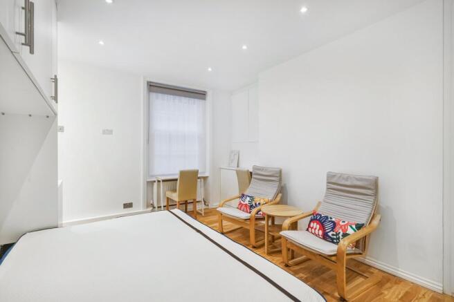 Bedroom / Reception