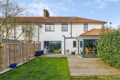 Nowell Road,
Barnes, SW13