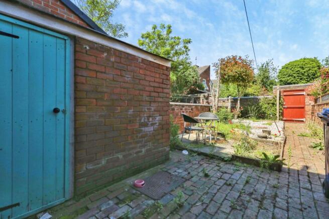 2 bed Terraced for sale Image 11