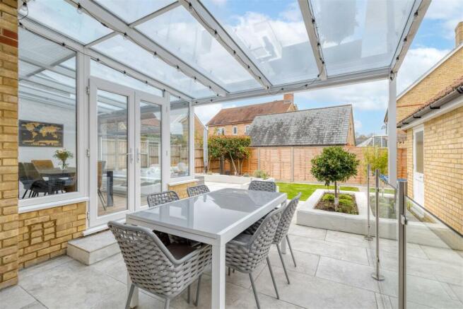 Covered External Seating Area