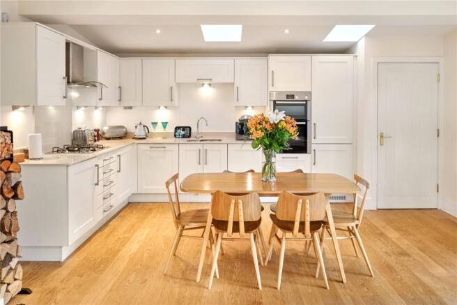 Kitchen/Dining
