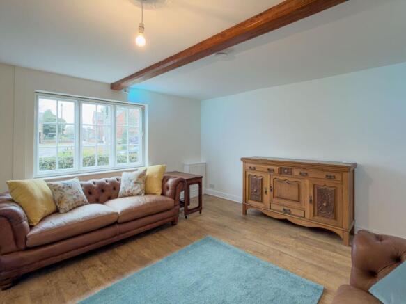 2 bed Semi-Detached to rent Image 7