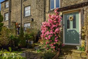 24, Paris Road, Scholes, Holmfirth HD9 1UA