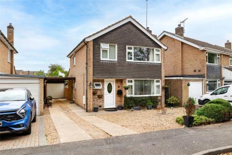 Long Meadow Way, Cottesmore, Leicestershire
