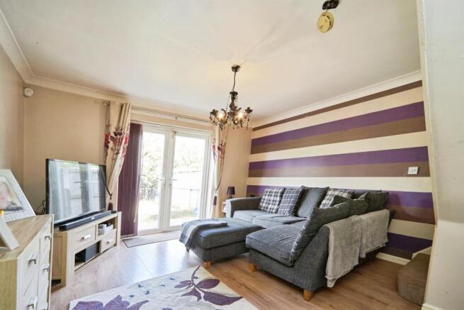 2 bed Terraced for sale Image 5