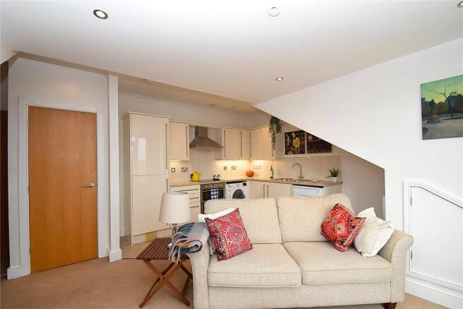 1 bed Apartment for sale Image 8