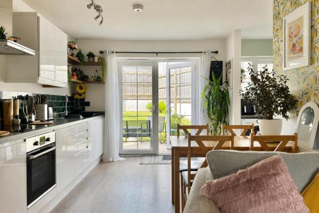 2, Langford Place, Padstow, PL28 photo 4