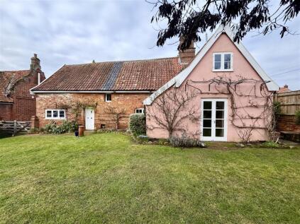 The Street, Rickinghall, Diss