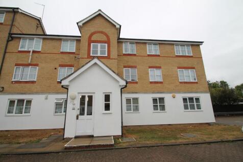 Clarence Close, Barnet, EN4