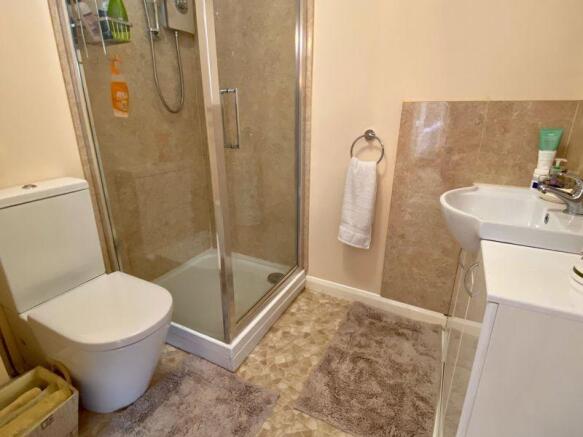 Ensuite Shower...