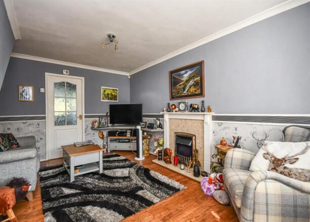 10 Pendinas Drive-9.jpg
