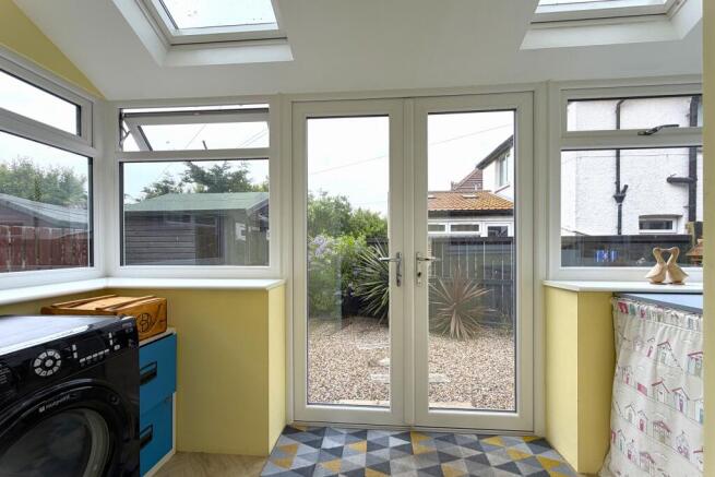 3 bed Semi-Detached for sale Image 12