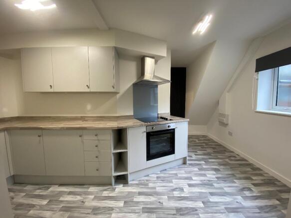 2 bed Apartment for sale Image 5