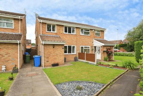 Lingfield Grove, Perton, Wolverhampton, Staffordshire, WV6