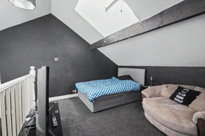 3 bed Terraced for sale Image 7
