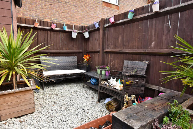 Garden - Seating ...