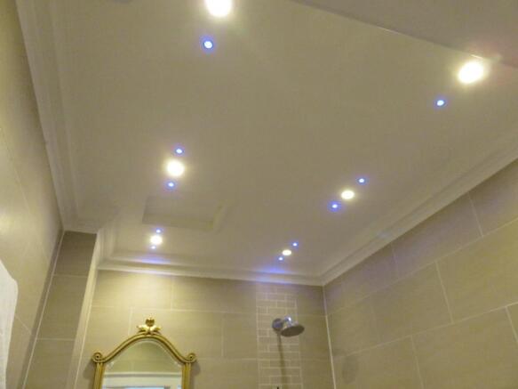Master En-Suite