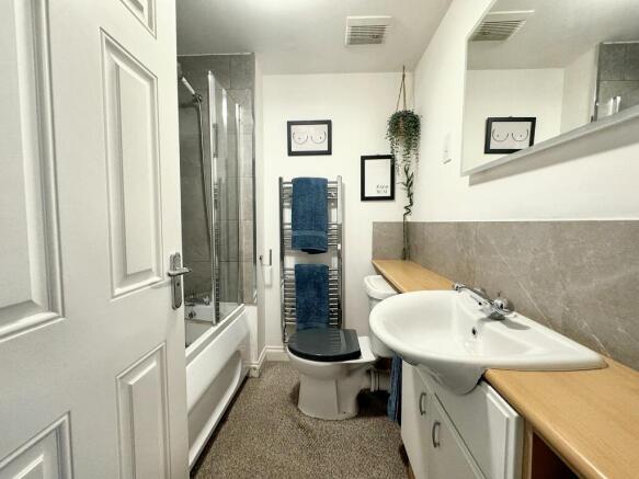 Photo 20
