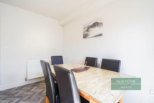 4 bed Terraced for sale Image 8
