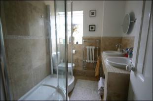 En Suite Shower