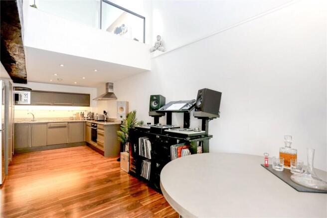 Kitchen/Dining Area