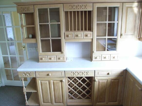 KITCHEN/BREAKS