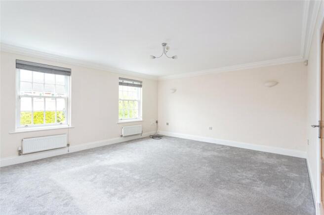4 bed Terraced for sale Image 5