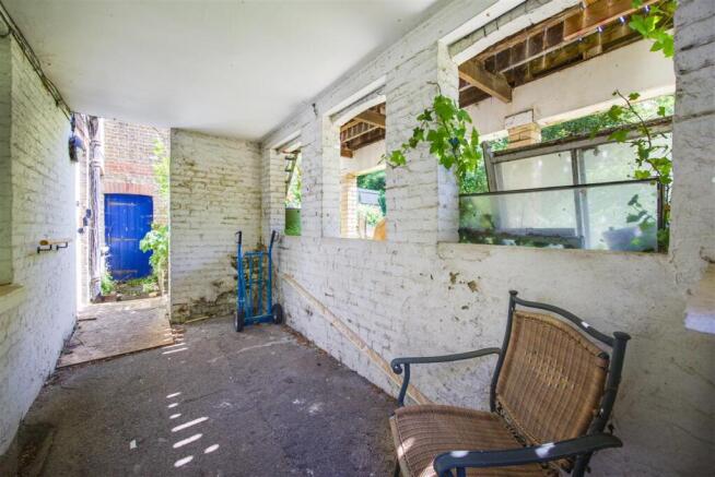 Birdhurst Rise, South Croydon photo 4