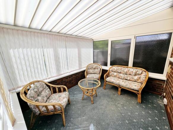 2 bed Semi-Detached Bungalow for sale Image 10