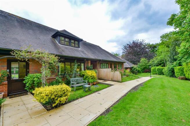 Parsonage Court, West Malling25.jpg