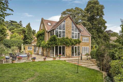 Mulberry Close, Off The Avenue, Dallington, Northampton, NN5