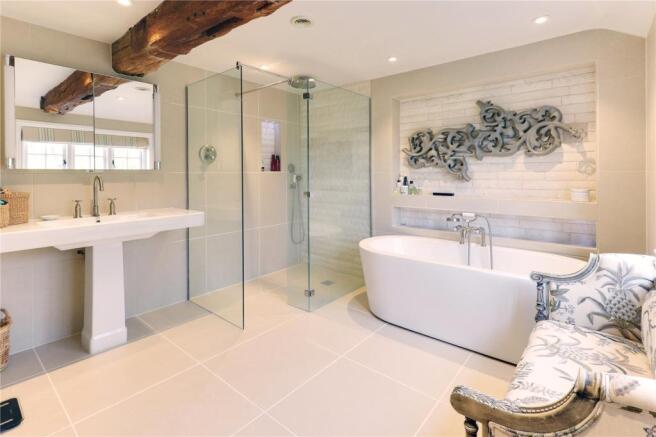 En Suite Bathoom