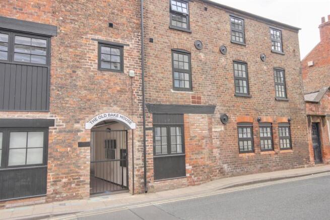 2 bed Apartment for sale Image 9