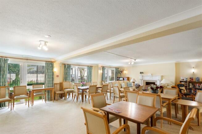 75 Homecross House, Fishers Lane, W4-13.jpg