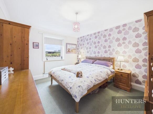 3 bed Semi-Detached for sale Image 9