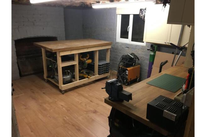 Photo 16