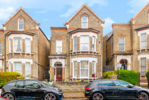 Flat 3, 5, St Saviour's Road, London SW2 5HP