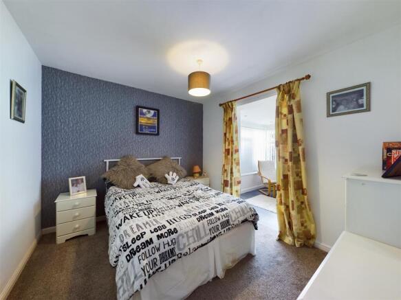 3 bed Detached Bungalow for sale Image 6