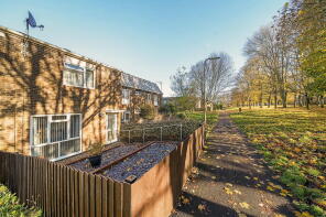 121, Quilter Road, Basingstoke RG22 4HE