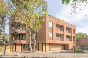 Flat 4, Sycamores, Kenley Lane, Kenley CR8 5DF