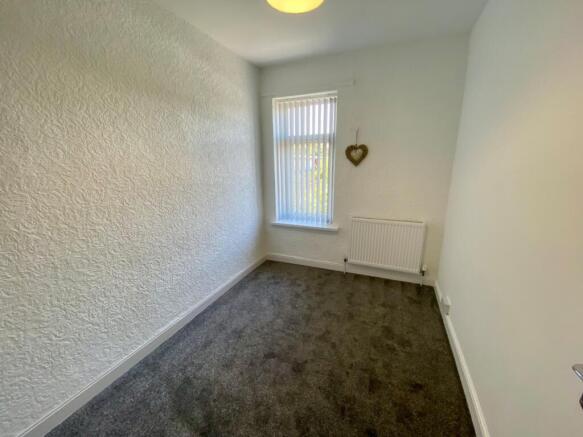 3 bed Terraced for sale Image 8
