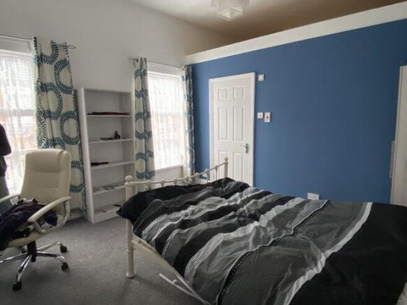 grafton-street-hu5-2np-1052298