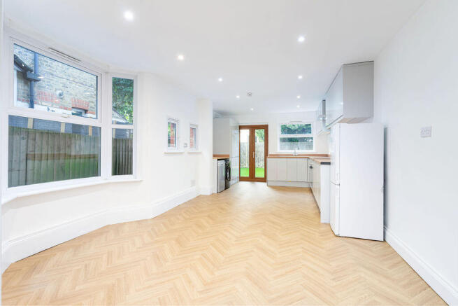 Kitchen/Dining Area