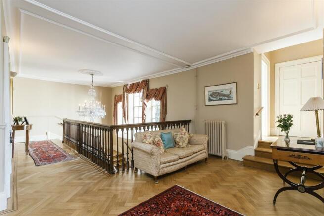 8283274-interior26.jpg